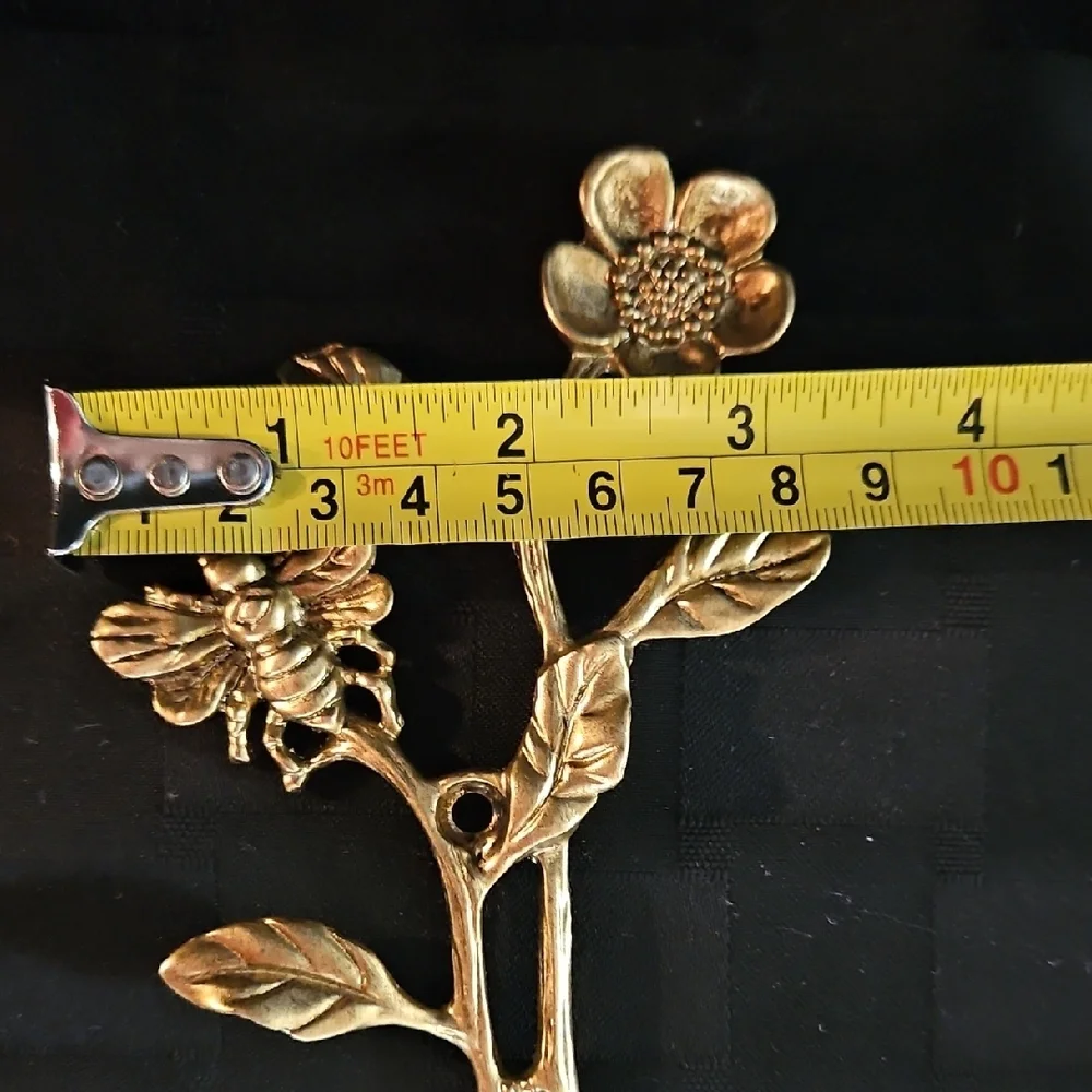 Pair of Gold/Brass Toned Flower & Bee Metal Wall Hook with Antique Finish